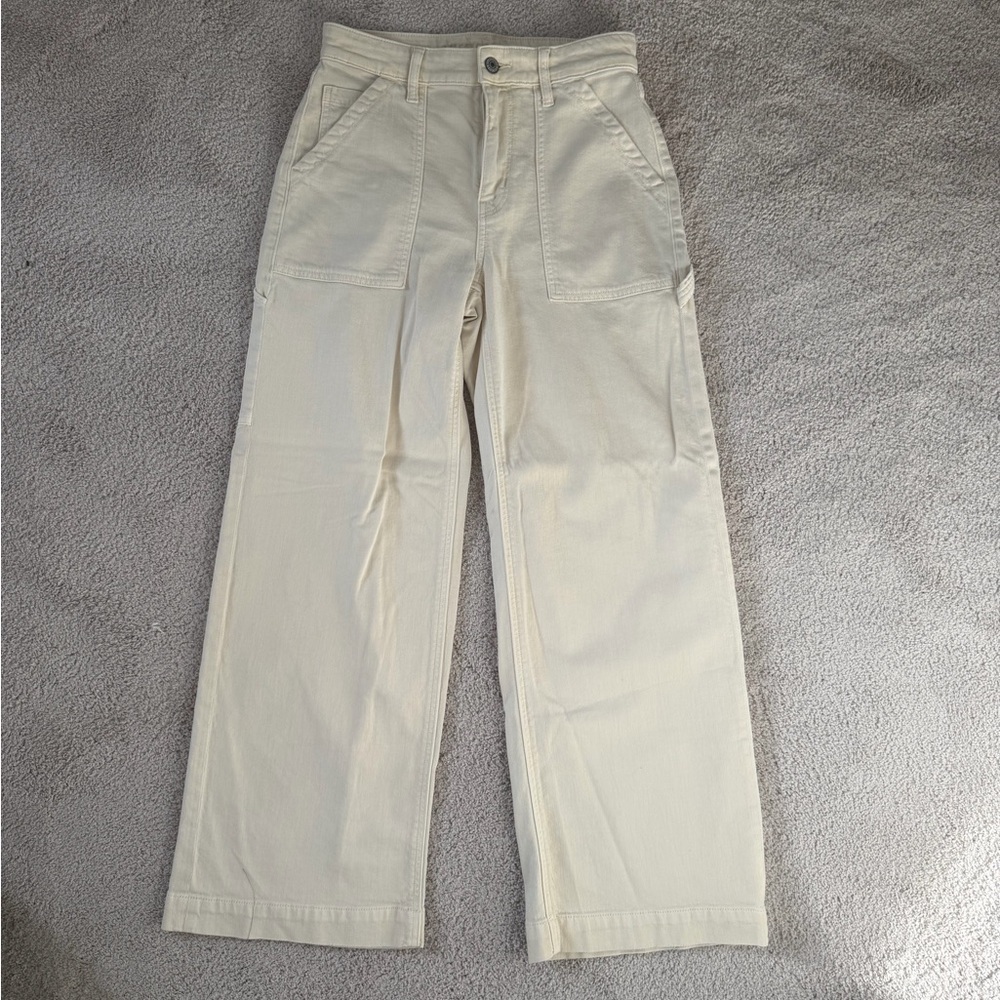 American Eagle Cream Baggy Wide-Leg Cargo Pants